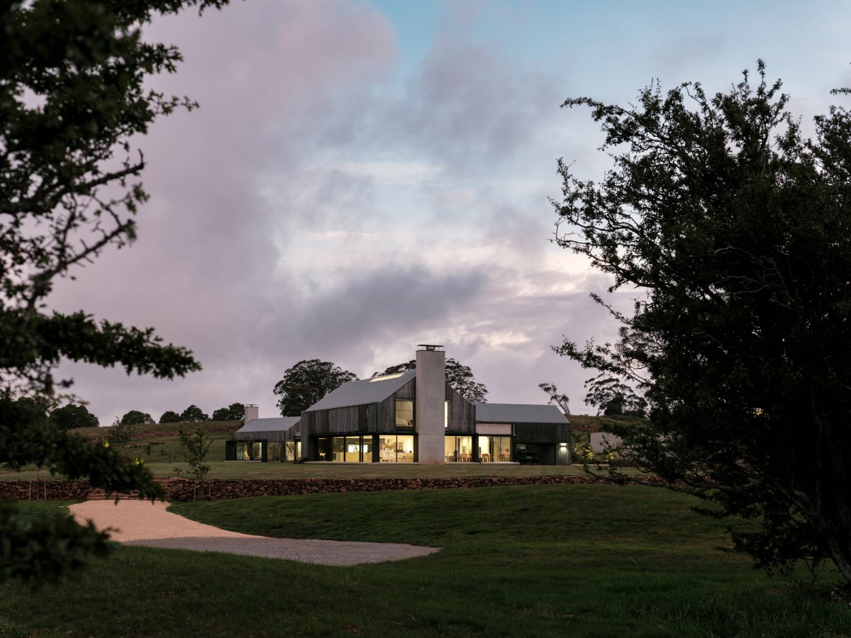 Highlands House · 木结构雕塑画廊别墅设计丨巴布亚新几内亚南部高地丨Luke Moloney Architecture 事务所-30