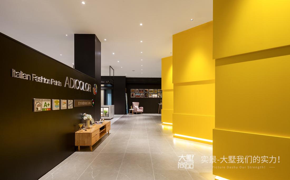 单色涂料打造的艺术空间-36