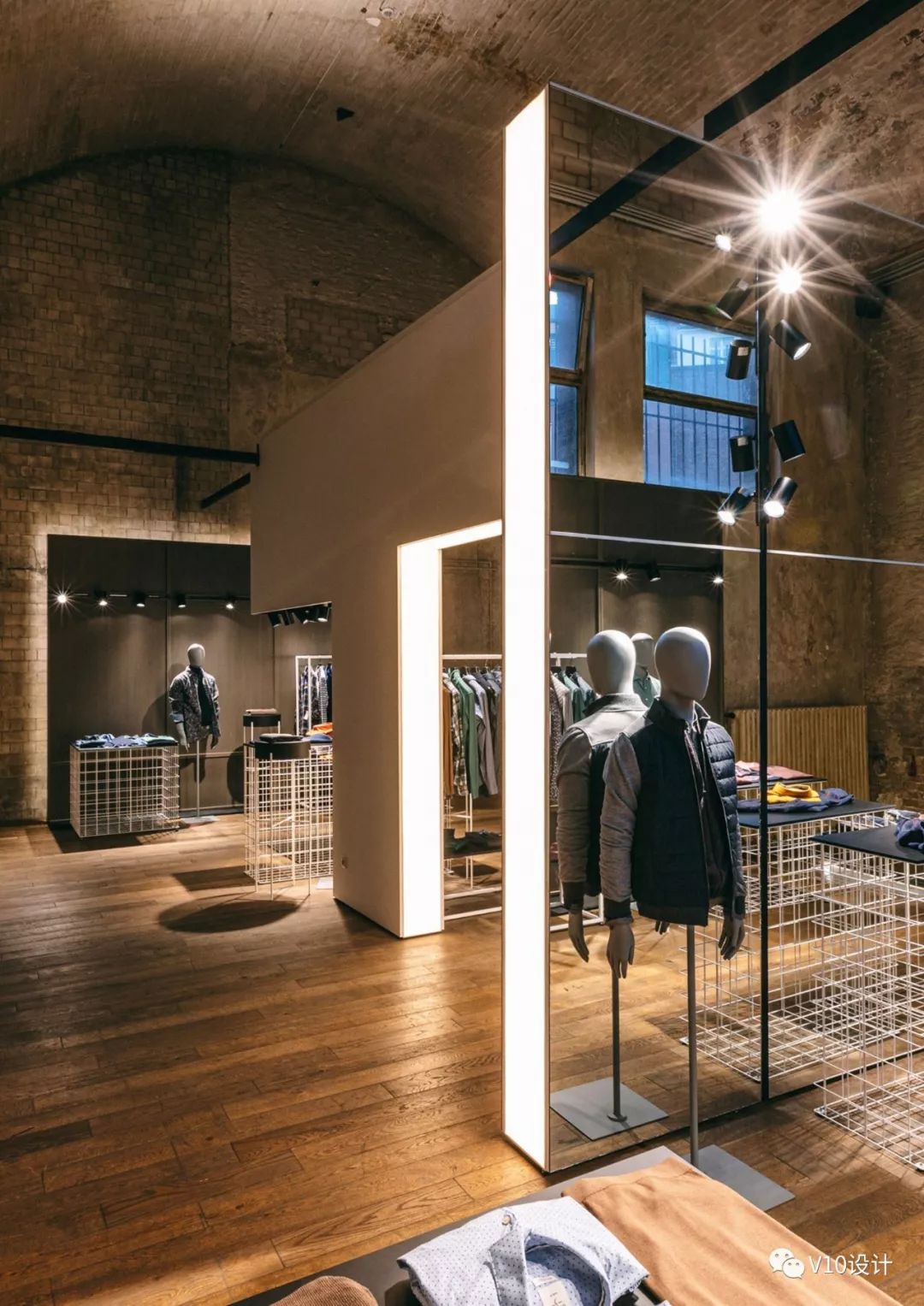 柏林时装周 Olymp 展厅，和谐结构与独特主题的完美融合-63