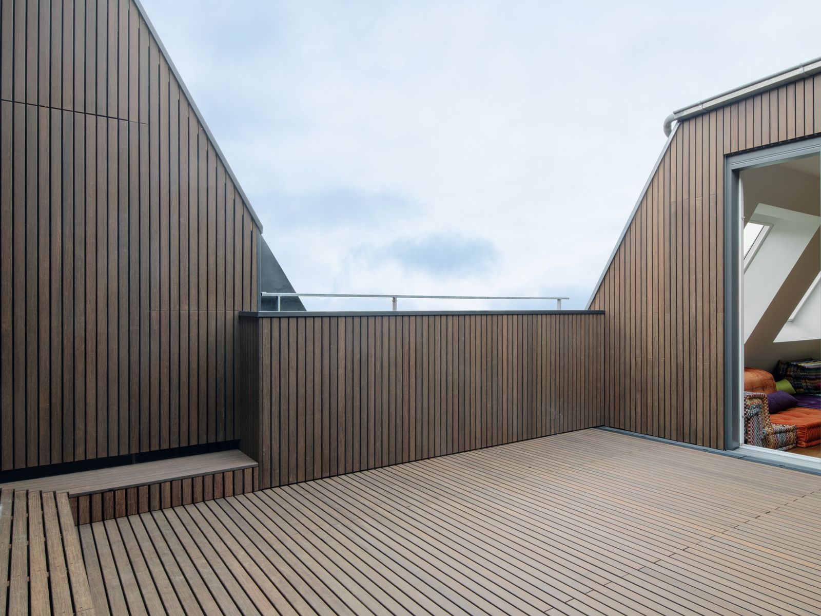 柏林400㎡彩色阁楼,宛如一座小城市丨德国柏林丨JAN ULMER ARCHITECTS-33