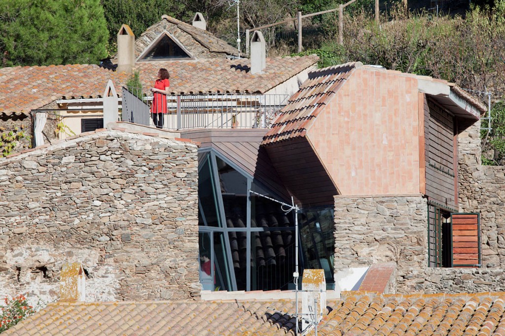 石墙环绕的加泰罗尼亚乡村康复中心-33