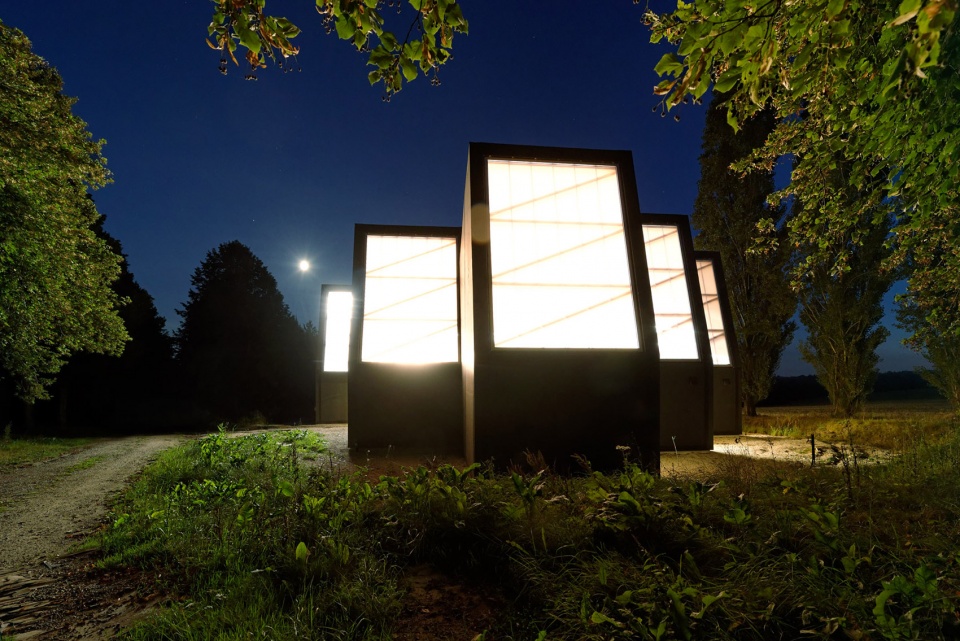 隐形建筑与身体对话 · 法国艺术家工作室设计丨Didier Fiúza Faustino-63