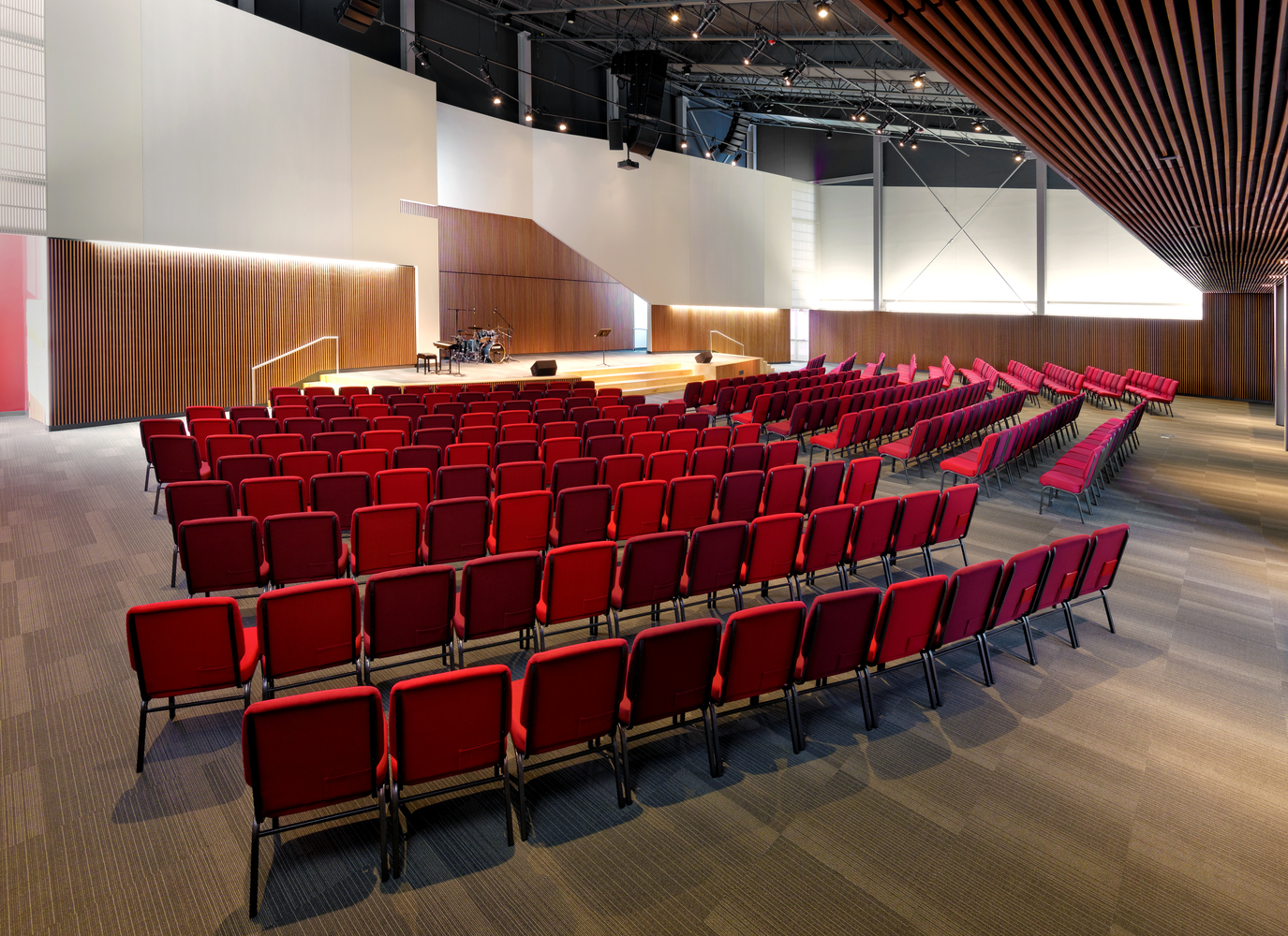 美国自由联合卫理公会教堂丨Dake Wells Architecture-16