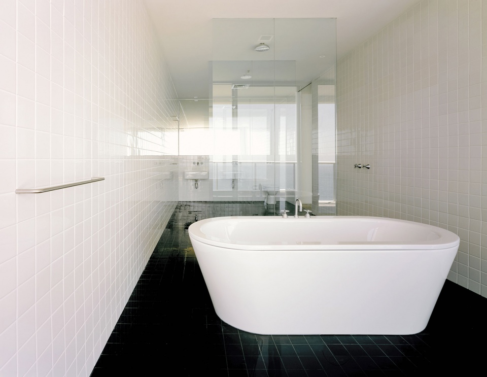 澳大利亚宽滩大楼 · 双塔悬臂式结构与自然共生-44