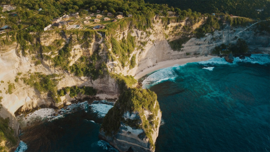 巴厘岛悬崖上的竹屋(Intaaya健康静修之所)丨Pablo Luna Studio-4