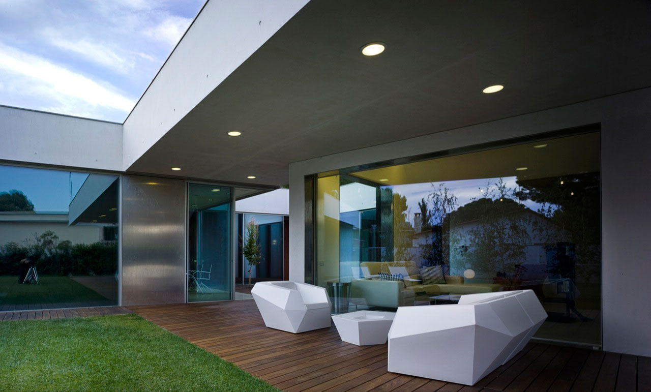 融合自然的西班牙现代住宅——G///bang El Caserón-22