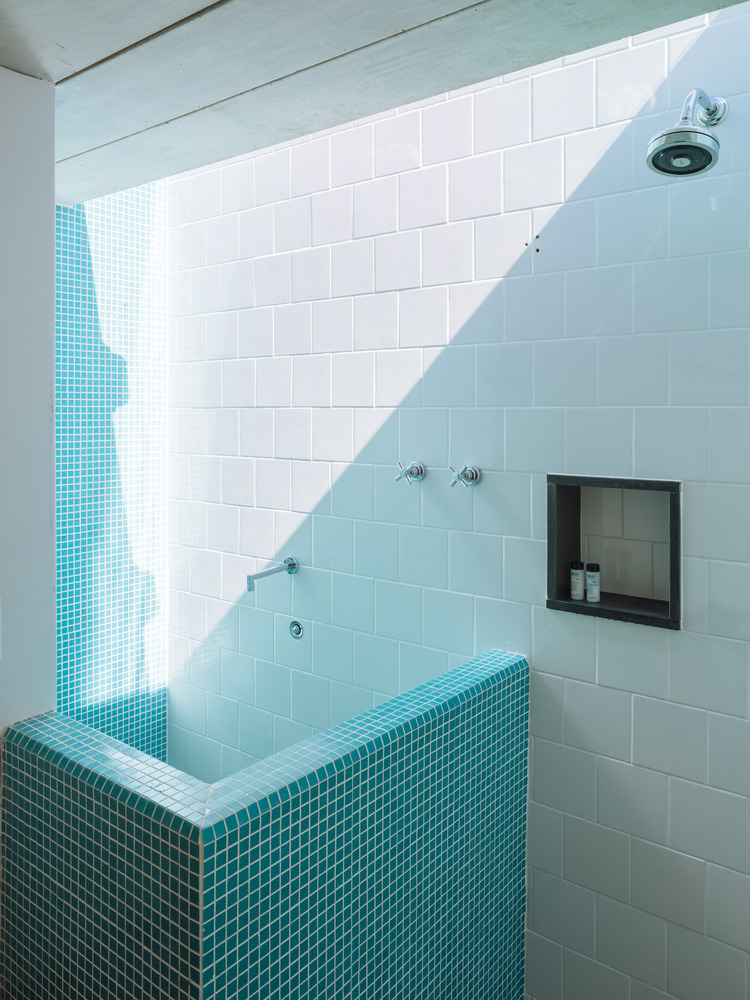 巴西半山坡住宅——自然与设计的完美融合-48