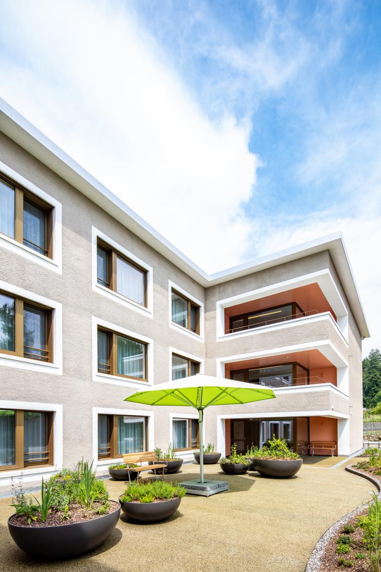 Pflegezentrum Luegeten 护理中心丨瑞士丨amrein giger architekten-14