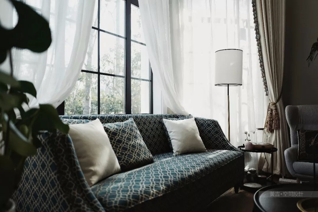 黄吉打造温馨现代家，送父母一份最好的礼物-17