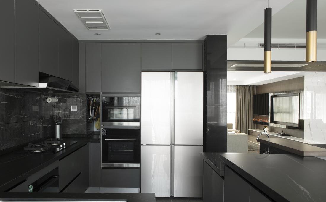 现代轻奢优雅家居设计-16