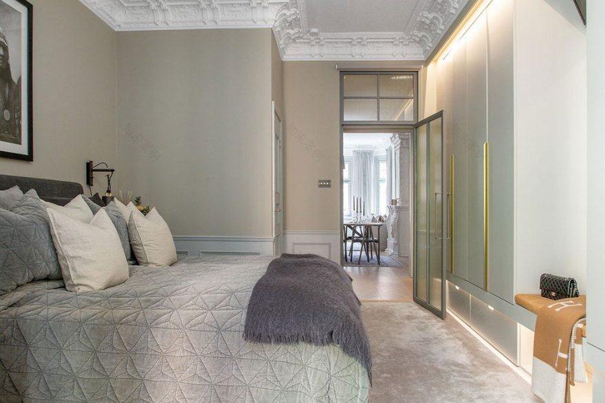 瑞典现代古典公寓的巧妙融合-27