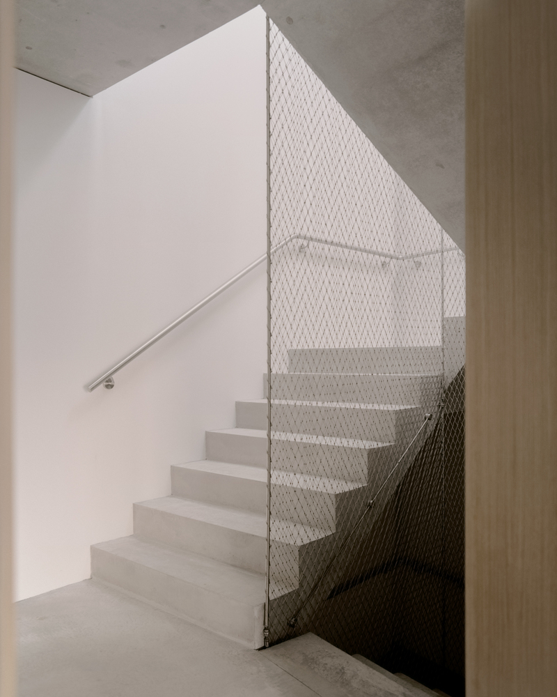 瑞士湖边网格建筑丨DF_DC-32