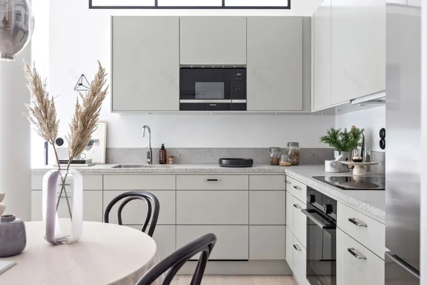 瑞典旧厂房改造的现代阳光公寓-8