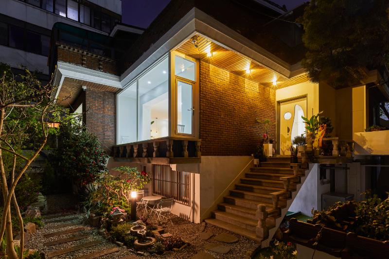 30 坪韩式家居咖啡厅 精致温馨空间设计-2