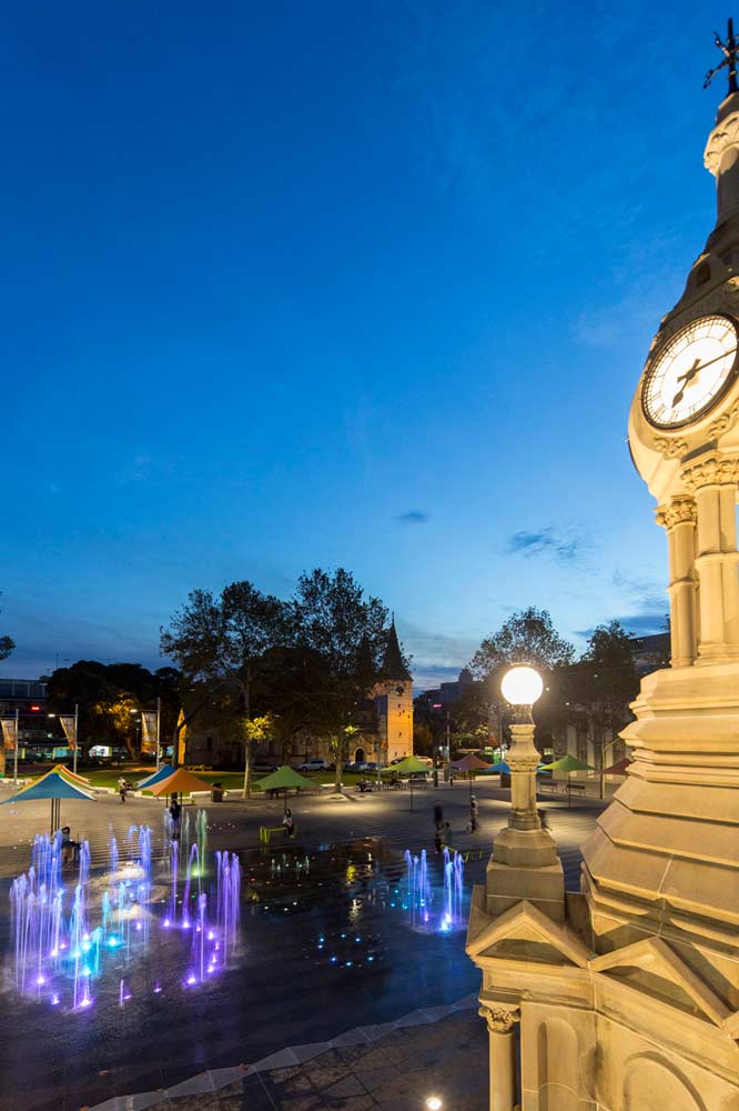 百年广场,帕拉马塔-22