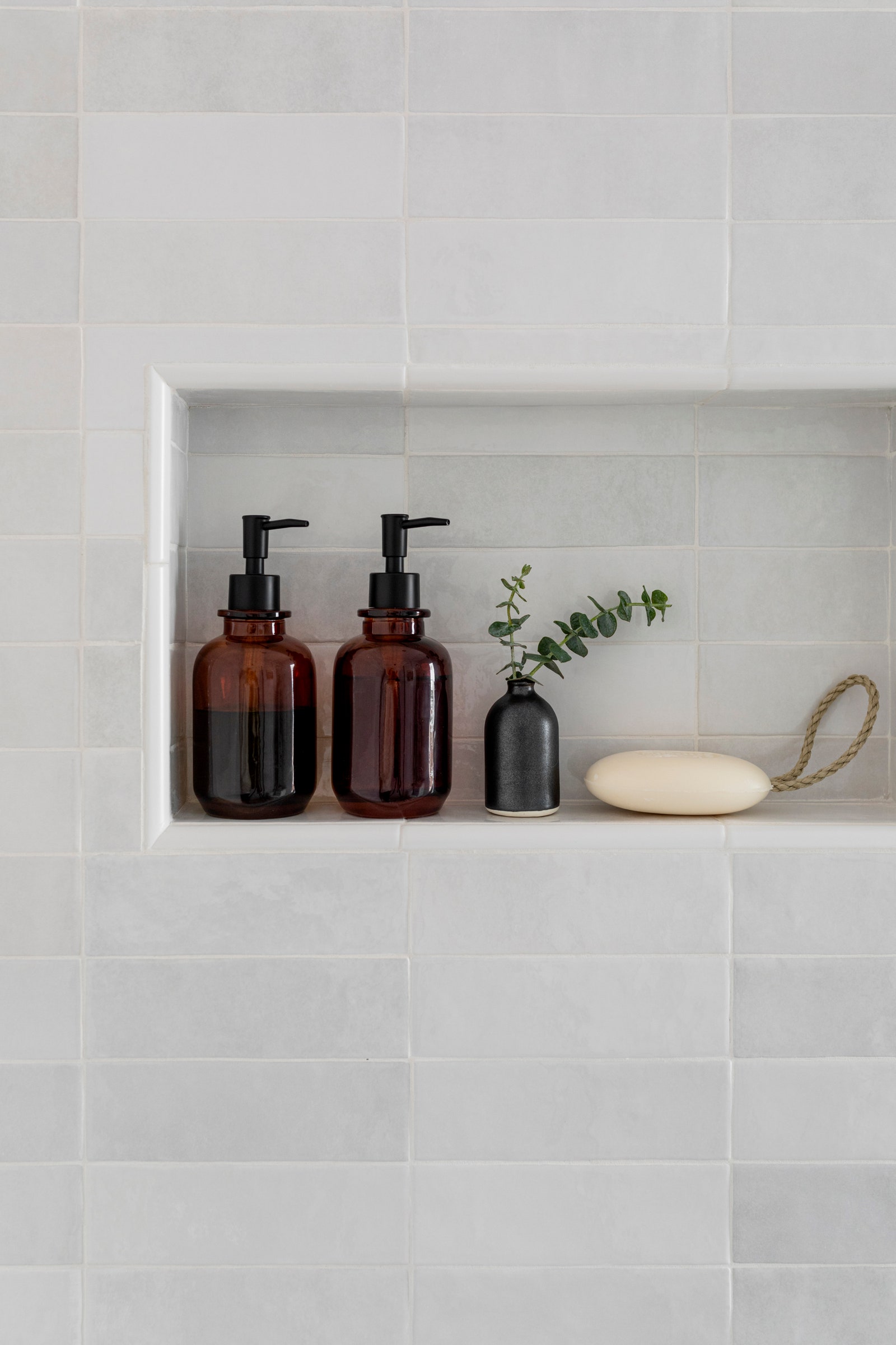 轻松升级！打造豪华浴室的平价技巧-48