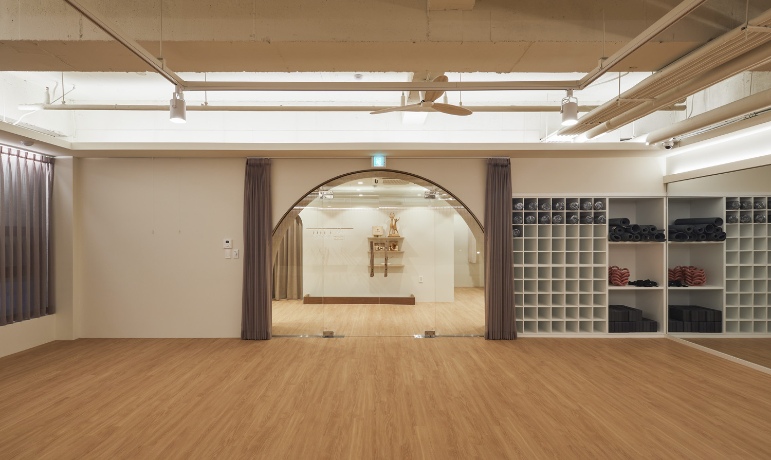 温暖氛围的 39 坪瑜伽空间设计-4