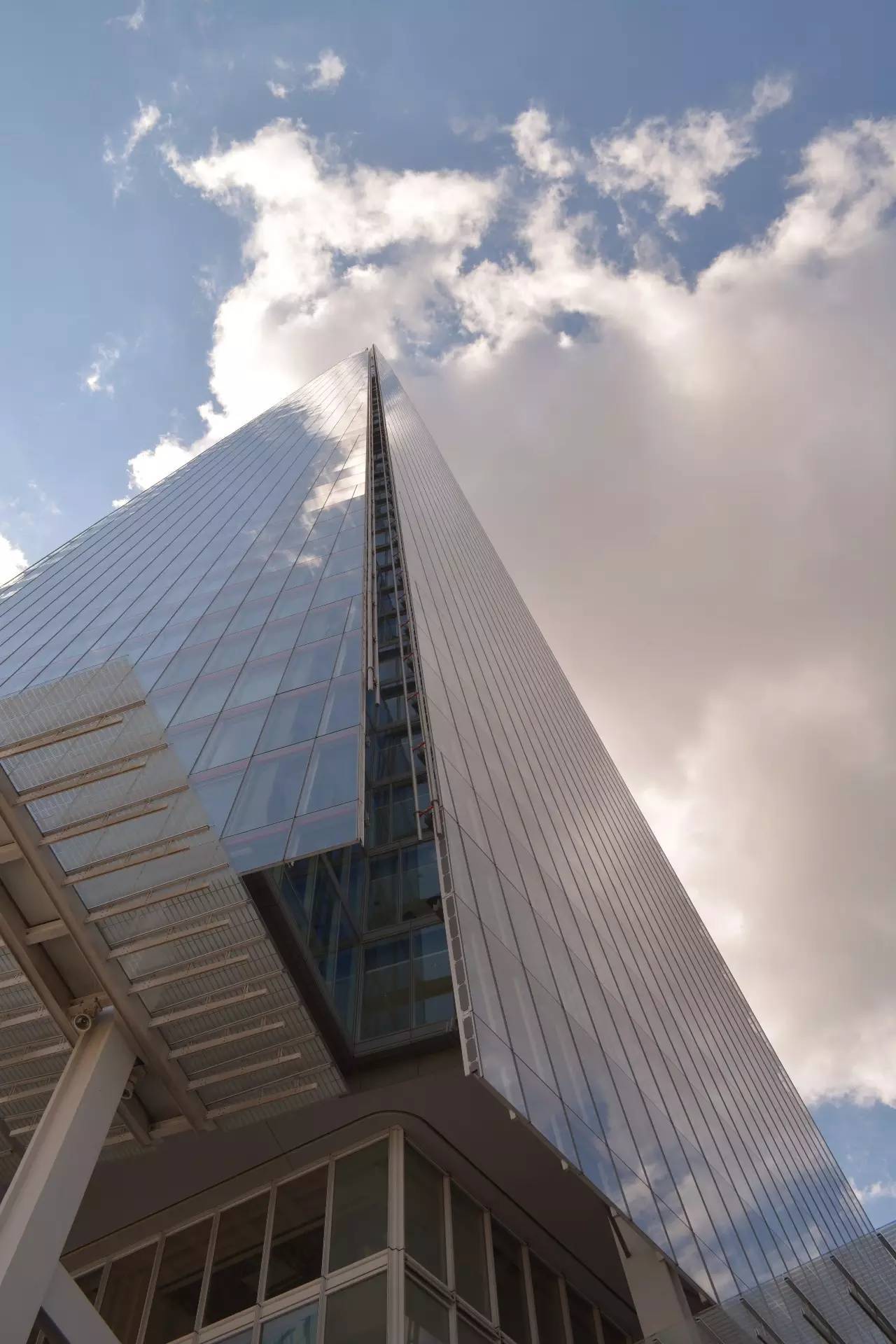 炎炎夏日里 这些会“呼吸”的建筑各显神通-11