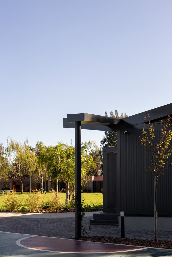 阿根廷 Rosario 多功能仓库丨Mariel Suárez-27