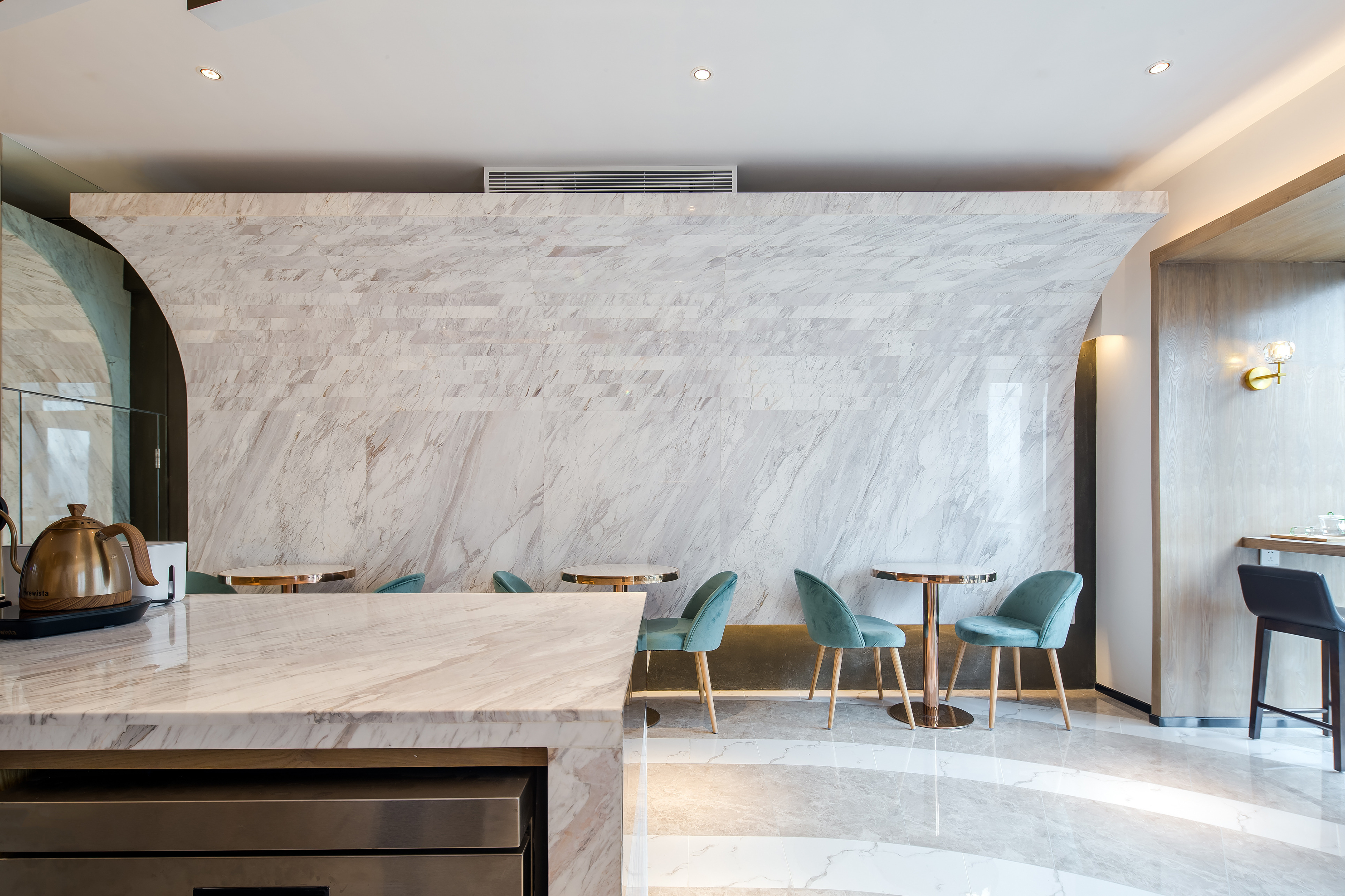 E²CAFEDesign 咖啡厅 | 弧线灵动,划分多重空间-21