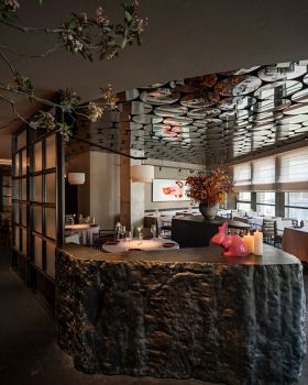 喜尚鲜·东北小馆丨中国上海丨IN.X屋里门外设计