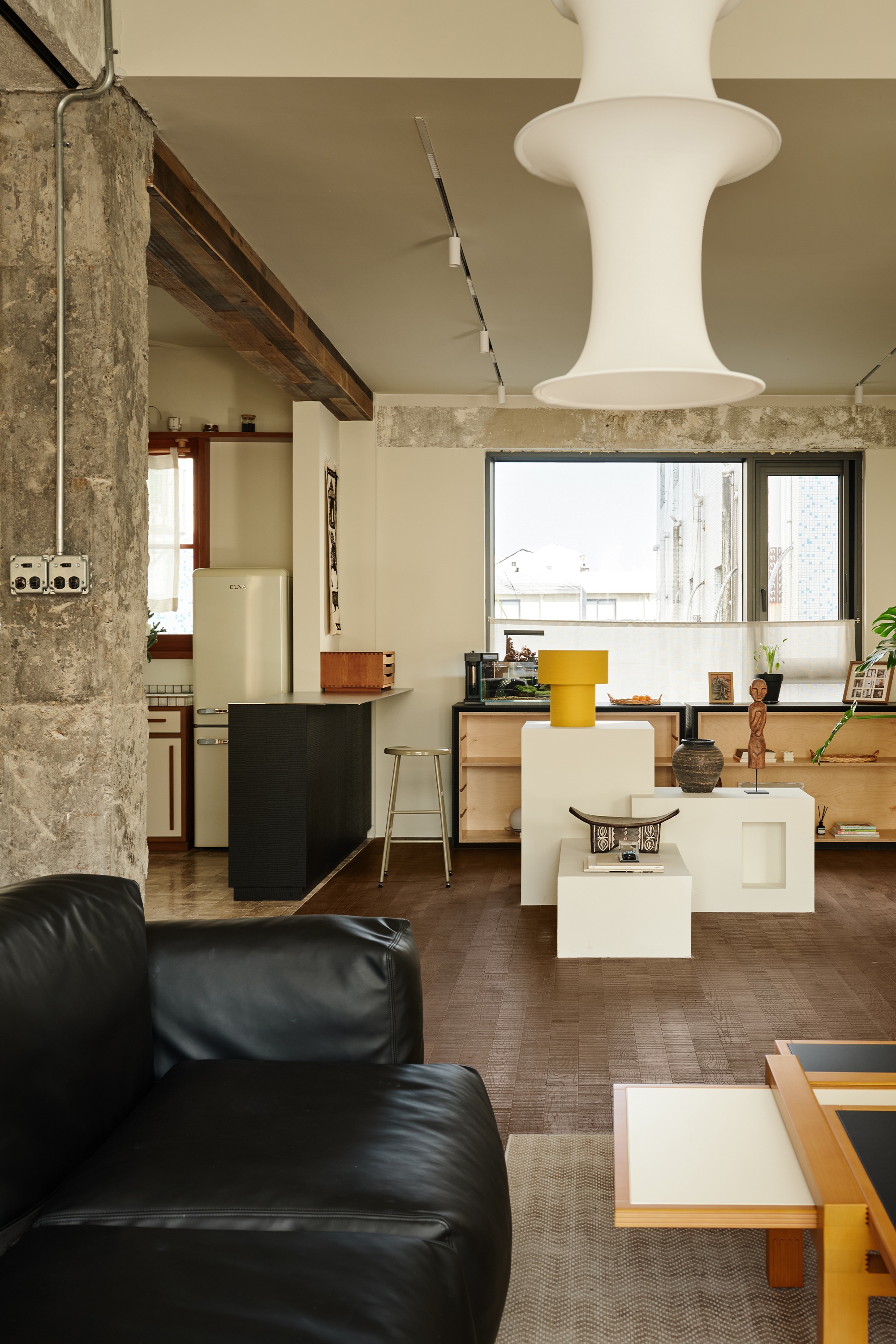 呼吸式美学:在粗粝与诗意间自由生长的空间叙事丨山与空间设计-8