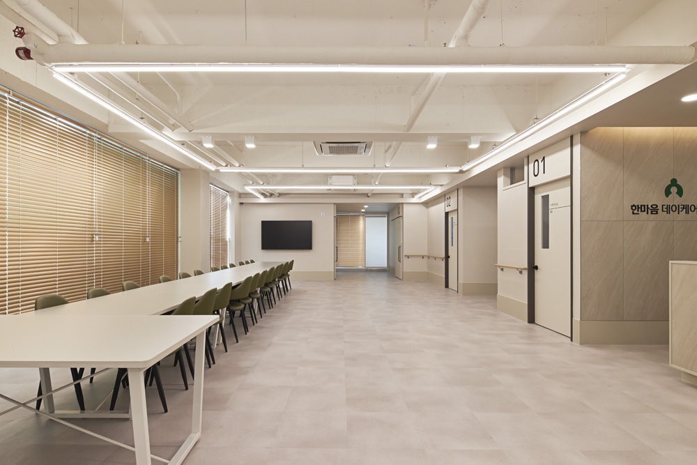 现代风格 120 平米甜品店设计案例-12