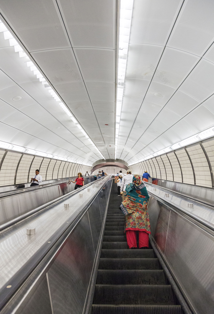 纽约 34 街哈德逊庭院地铁站 | 现代化交通设施的创新设计-31