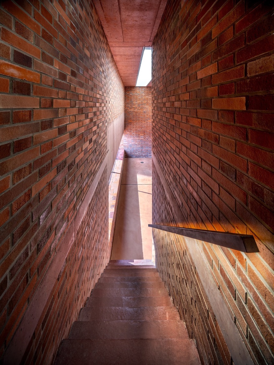 帕尔杜比采自动磨坊公共空间丨捷克帕尔杜比采丨Šépka architekti-179