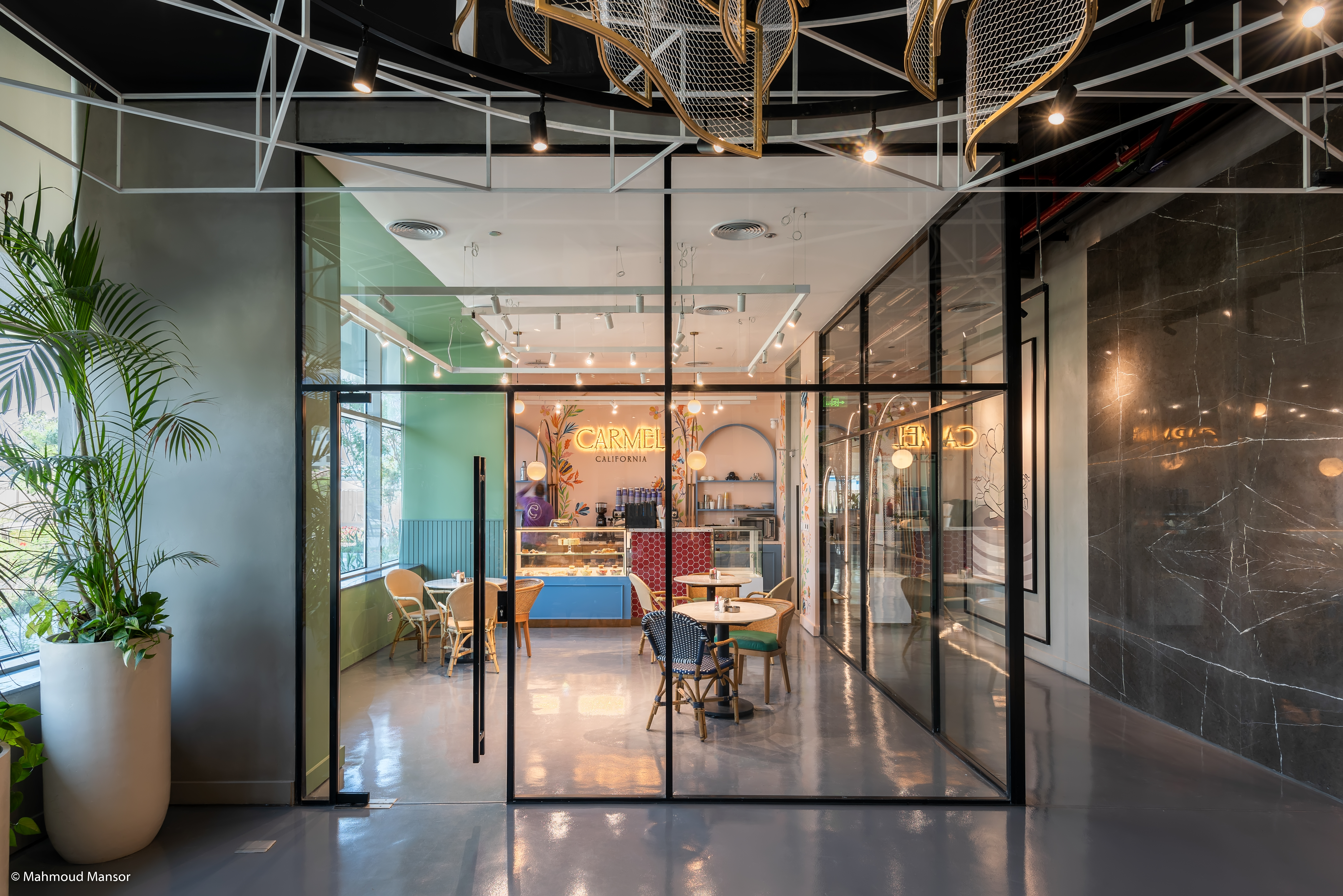 卡梅尔咖啡馆和餐厅丨INNOVATIONS CO.-3