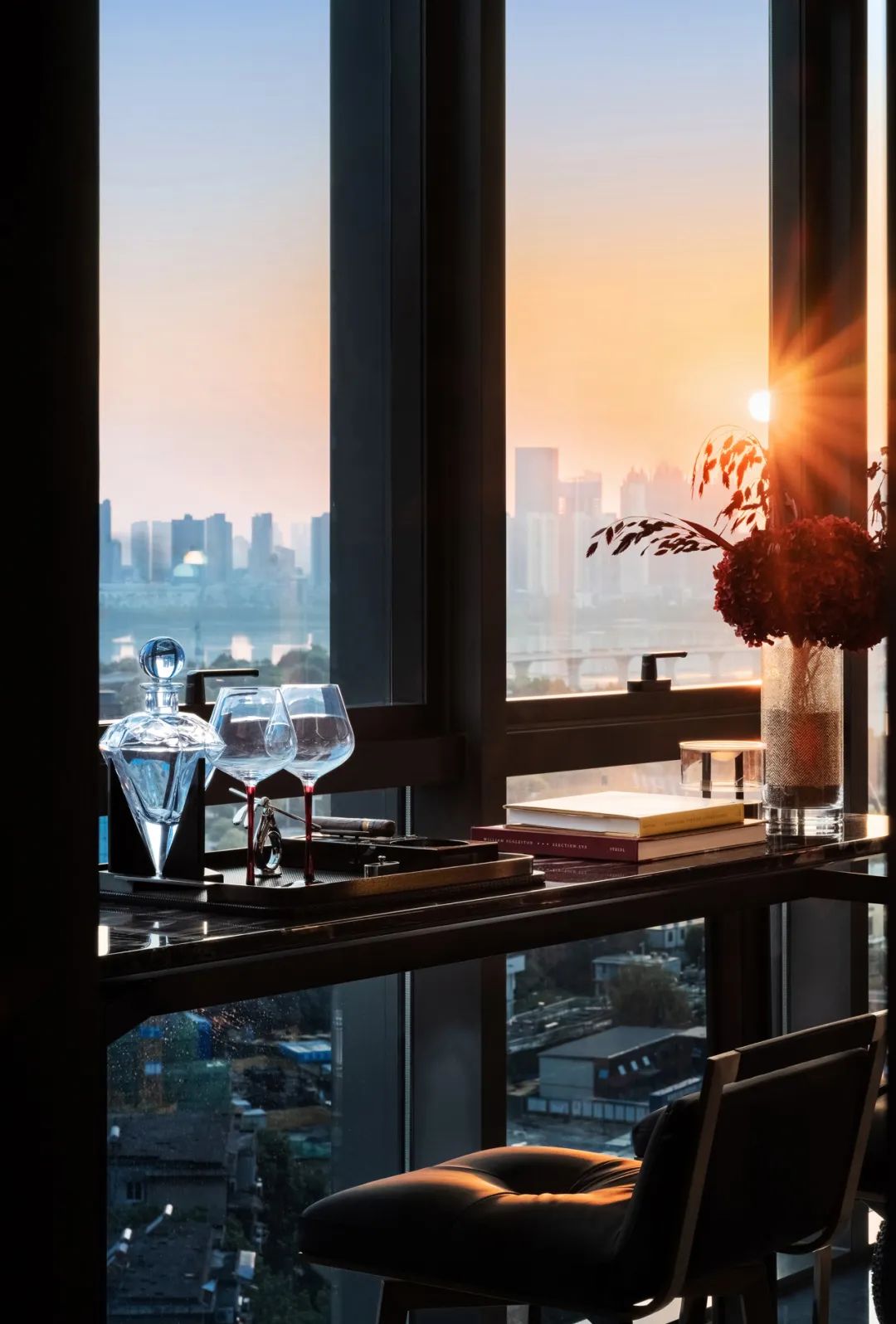 武汉沙湖中心·云玺 样板间丨中国武汉丨李益中空间设计-3