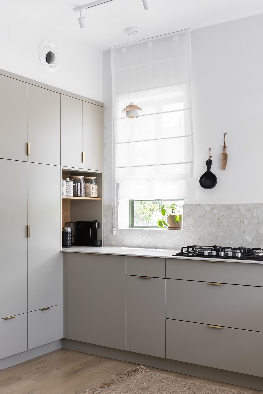 לירון אוטמזגין | עיצוב פנים בית פרטי 5 חדרים בלכיש - PICKINTERI-7