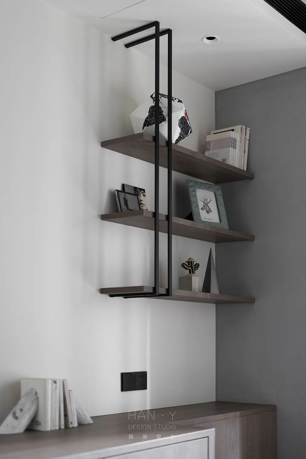 90 后建筑师小夫妻的现代风家居，中西厨分离打造高级生活-73