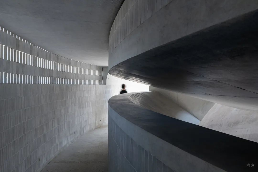 Blue Run Spirits 威士忌酒厂总部丨美国丨BIG-32