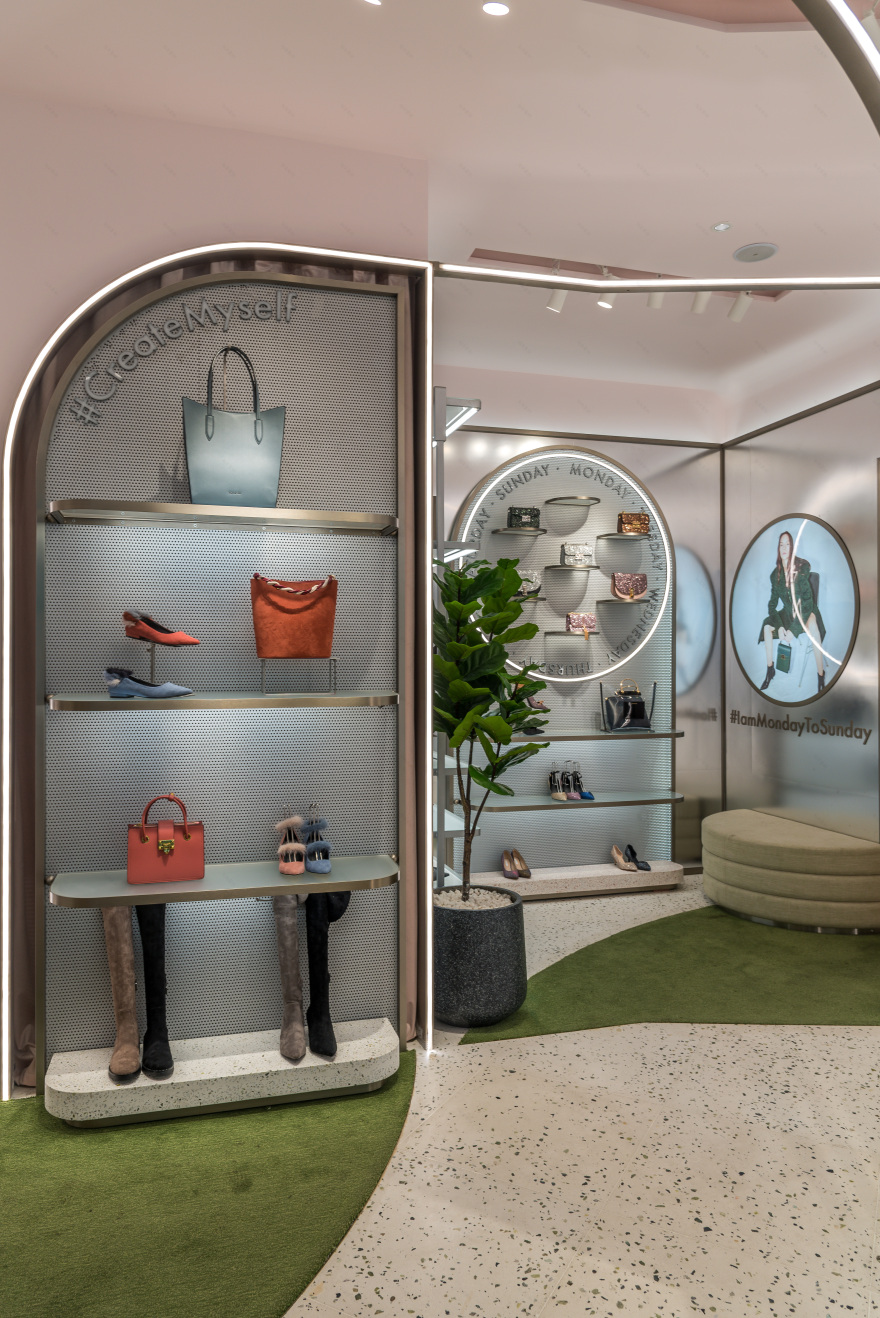 MON to SUN 品牌概念店-11