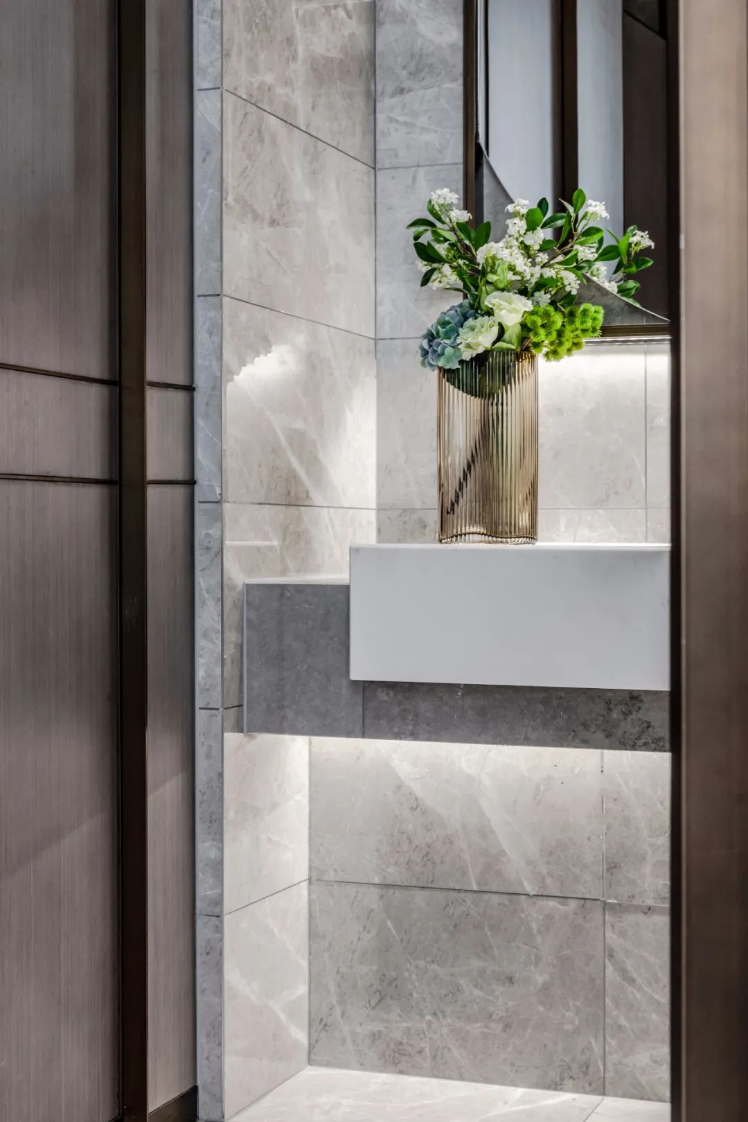 德信未来之翼售楼处 | 现代与古典的宁静奢华融合-51