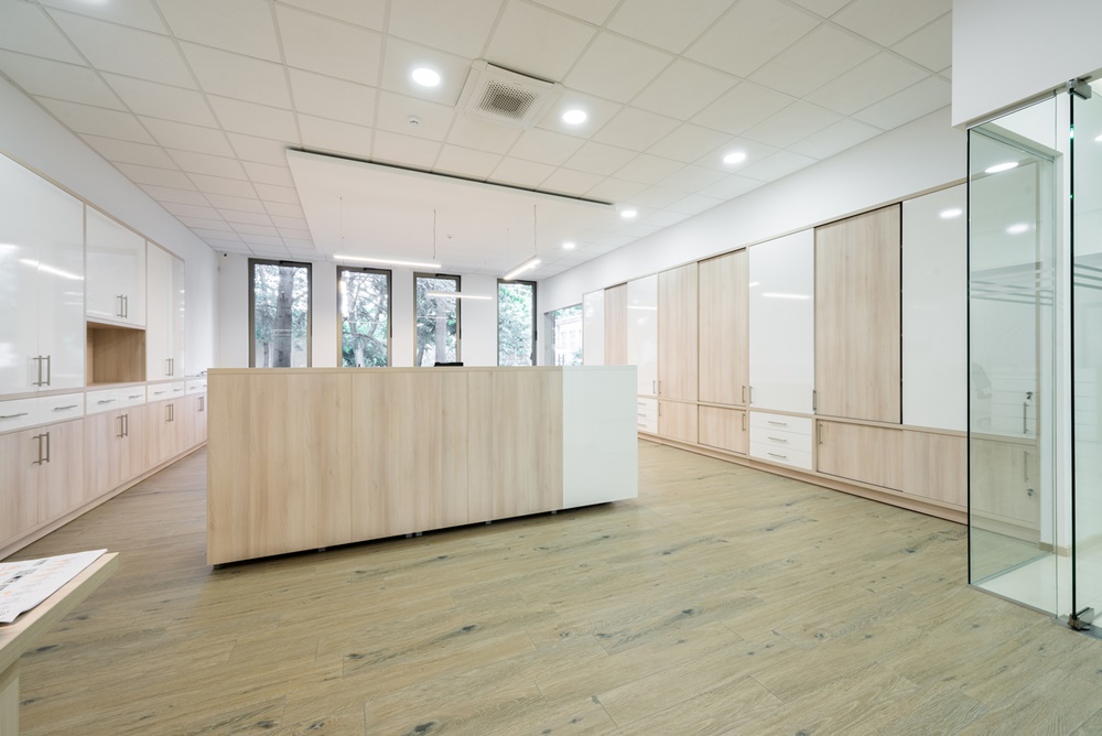 luna showroom interior-24