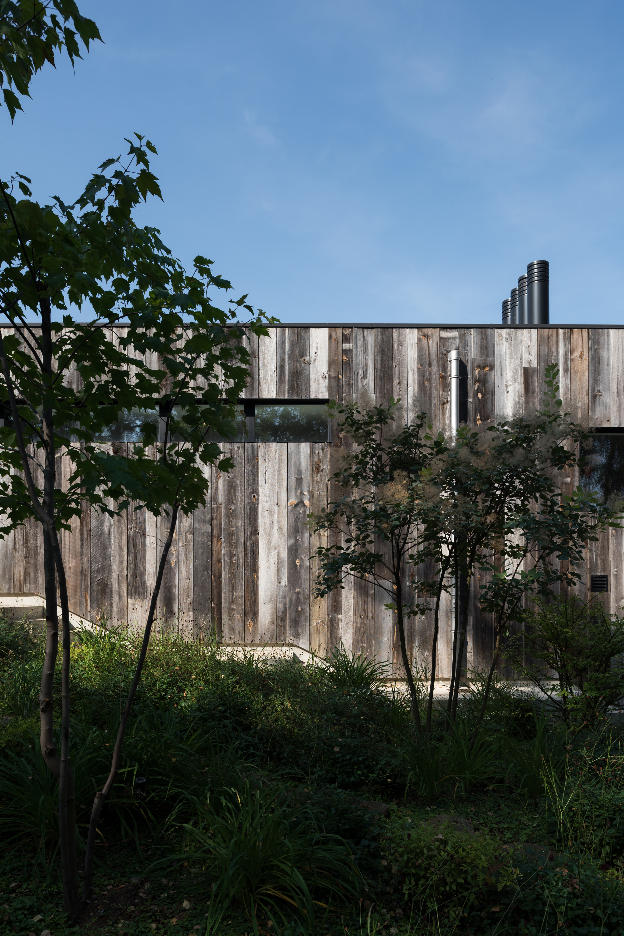 水库边的乡村别墅-39