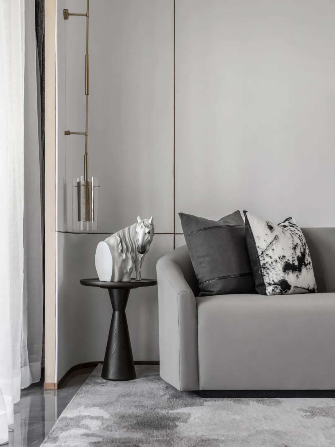 银川中海半岛华府·现代中式宝格丽风尚住宅丨中国银川丨广州灵西里渡软装饰设计有限公司-11