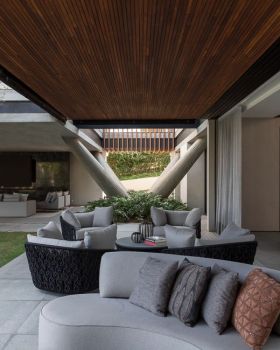 巴西 Fazenda Boa Vista Tetra House丨Felipe Caboclo Arquitetura