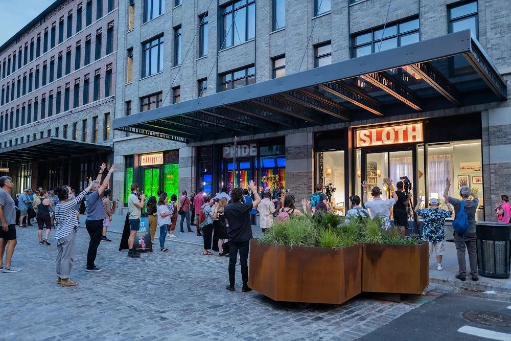 “七大罪”夏季戏剧活动户外舞台布景设计丨美国曼哈顿丨Rockwell Group-12