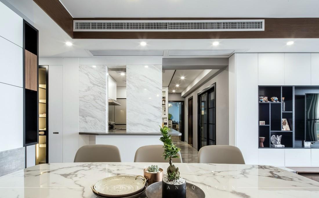 灰色调开放式家居设计,巧妙收纳空间利用-4