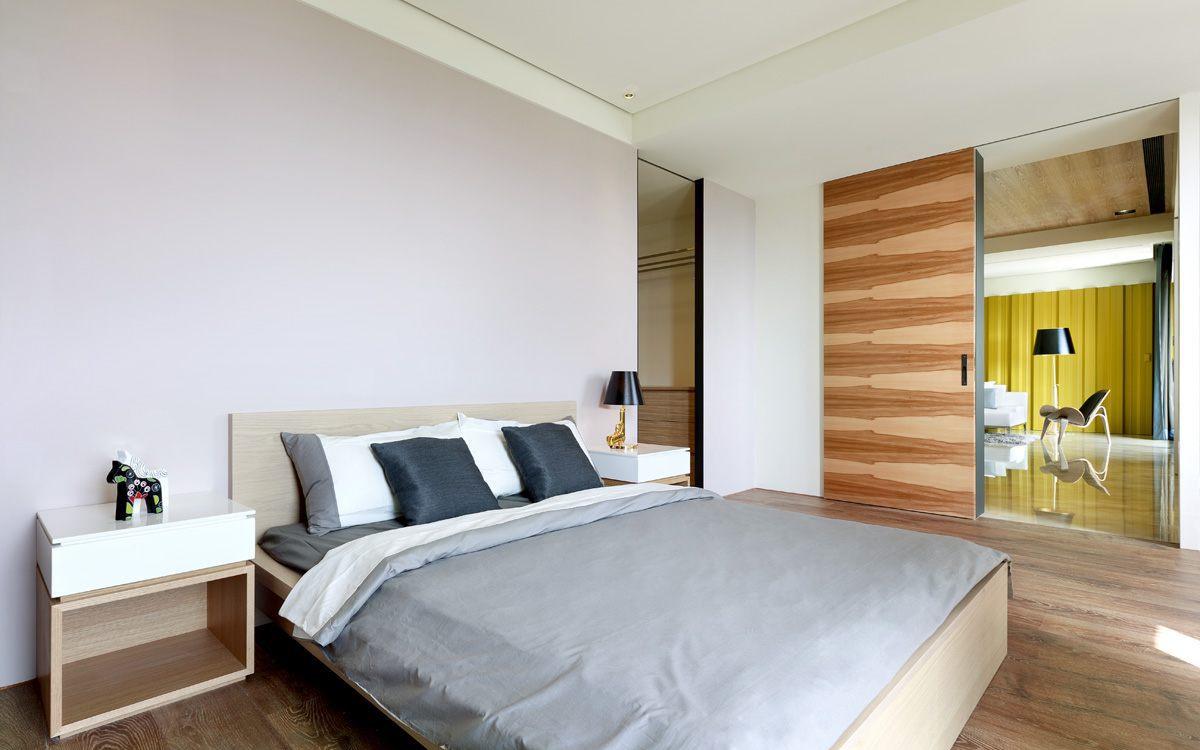 公园绿意中的亮彩活力空间-16