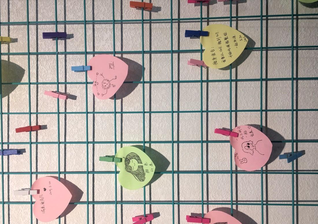 鲜色纤美轻食——橱窗火烈鸟设计吸引眼球-0