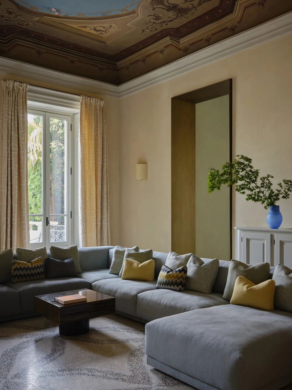 Galli Cavalcabò 设计丨湖畔奢居·意大利贵族别墅-25