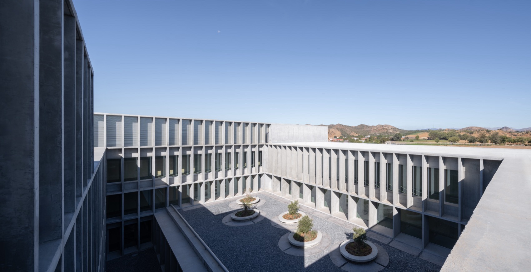 马拉加大学旅游学院丨西班牙马拉加丨VAILLO + ARCHITECTS-26