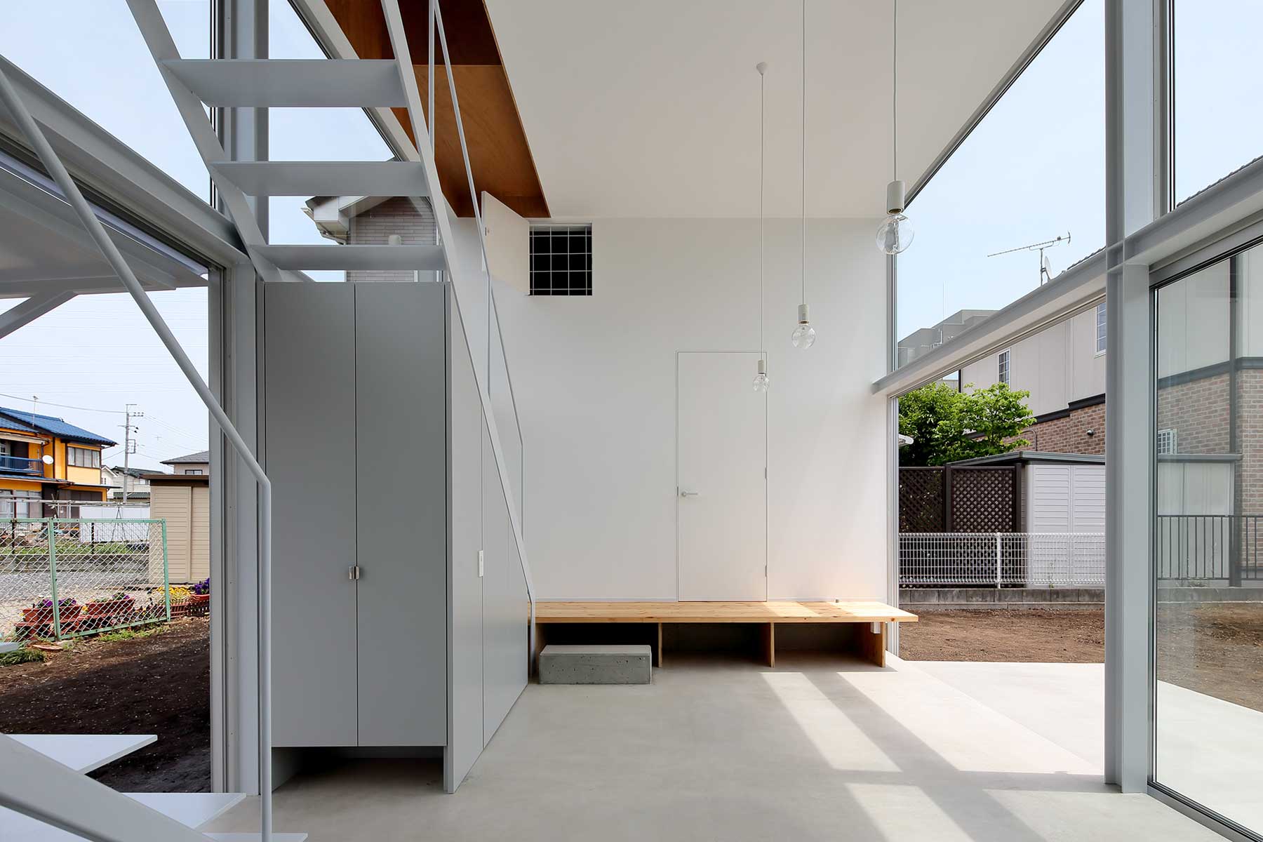 把我安置在家中；为我提供住所（注：由于原表述House ME表意不明确，house作动词有给……提供住处等意思，结合语境不同可能有不同准确表达，以上是较常见可能的翻译） 丨小島光晴建築設計事務所-4