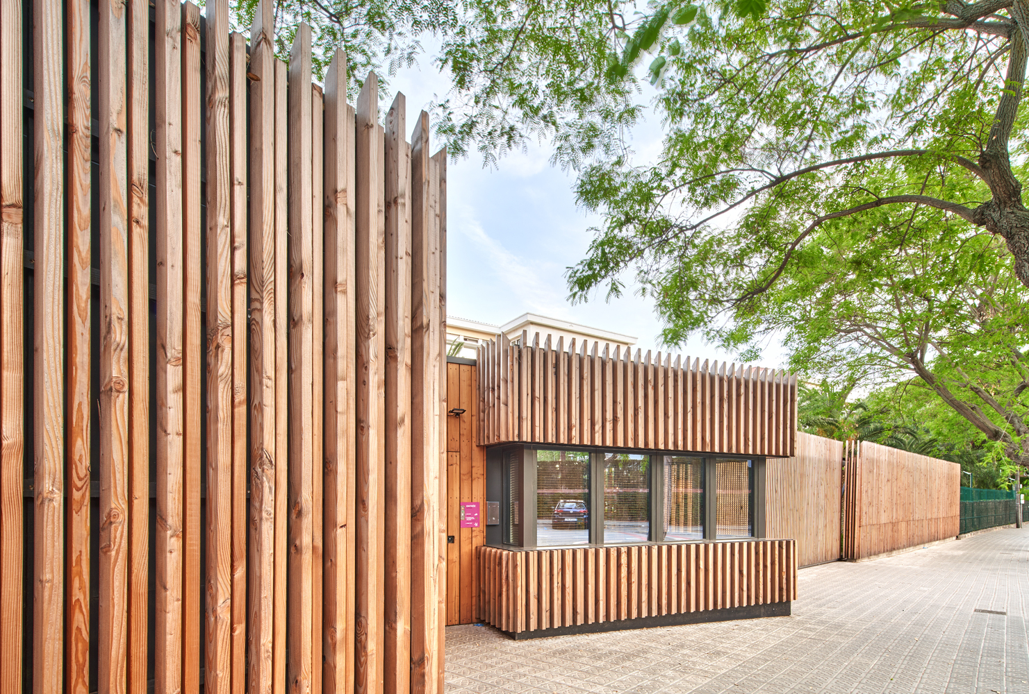 巴塞罗那LycéeFrançais的出入口亭-18