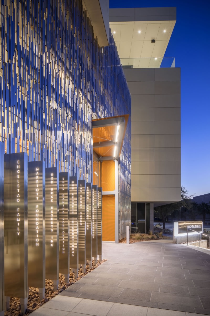 拉斯维加斯大学酒店管理学院奢华教学楼丨美国-21