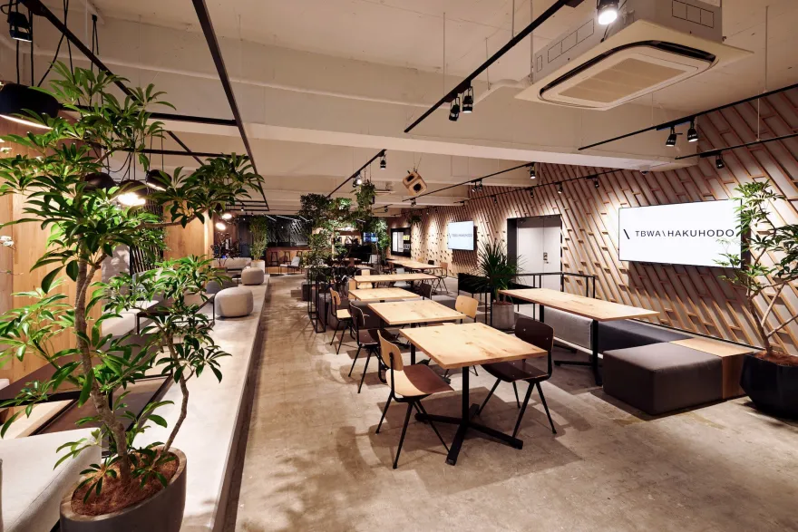 颠覆性的办公室设计 | TBWA\HAKUHODO 东京总部-17